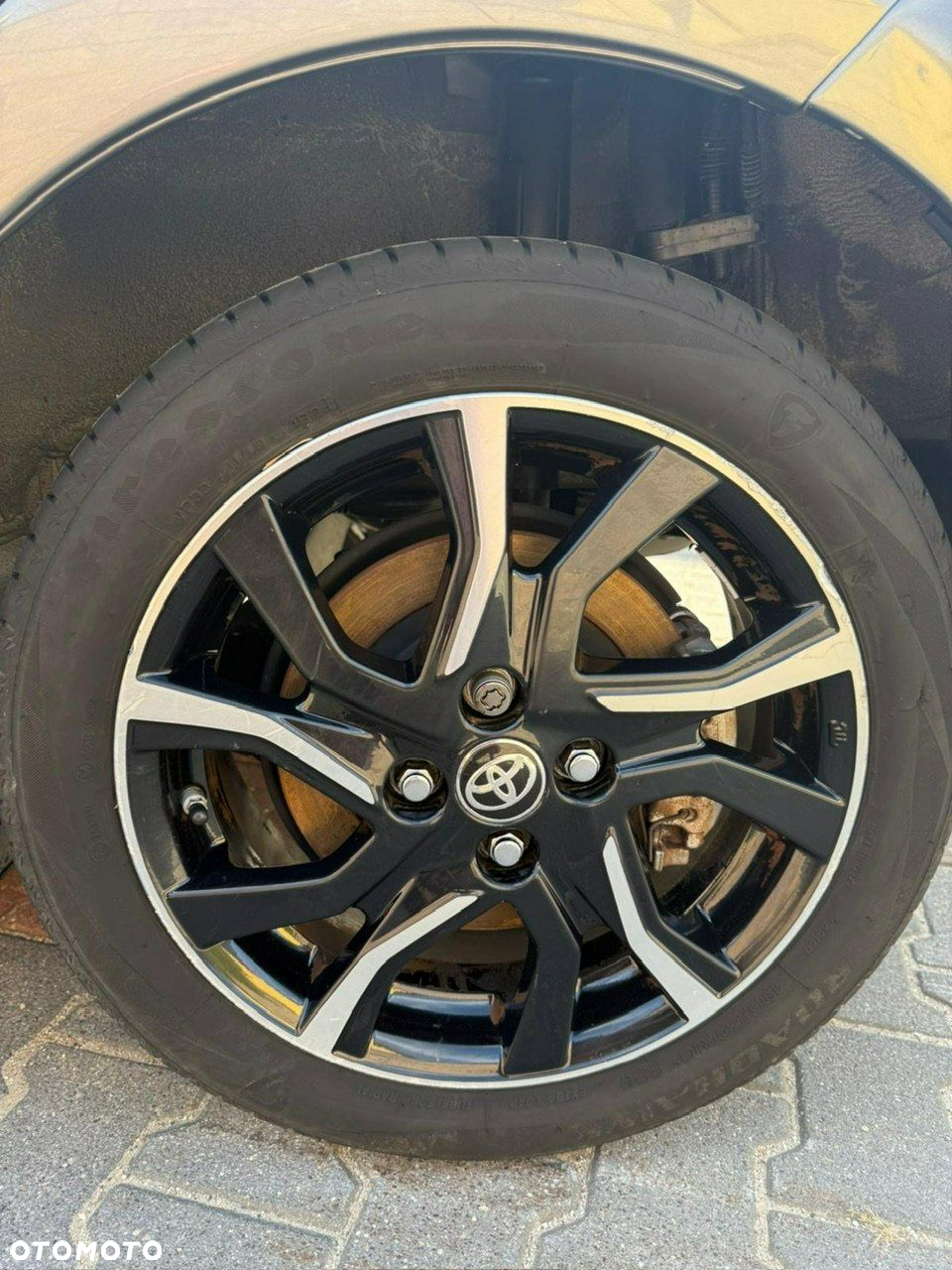 Toyota Yaris - 24