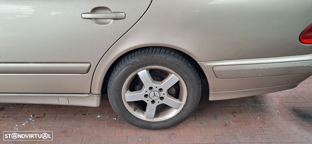 Mercedes-Benz E 220 CDI Classic - 3