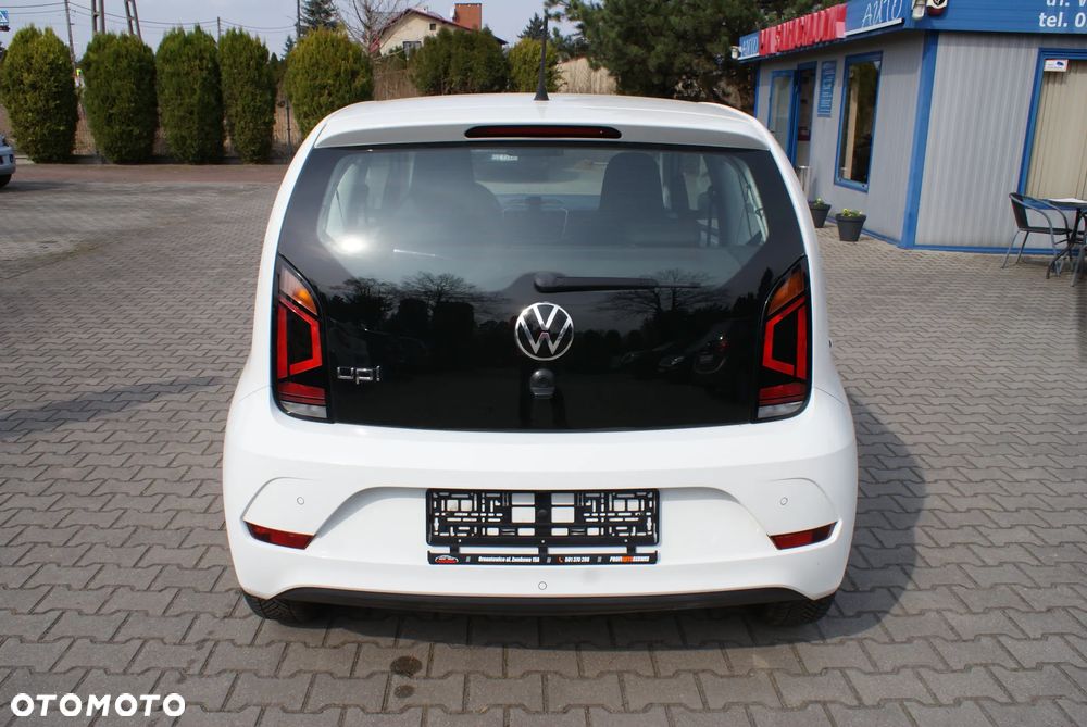 Volkswagen up! - 10
