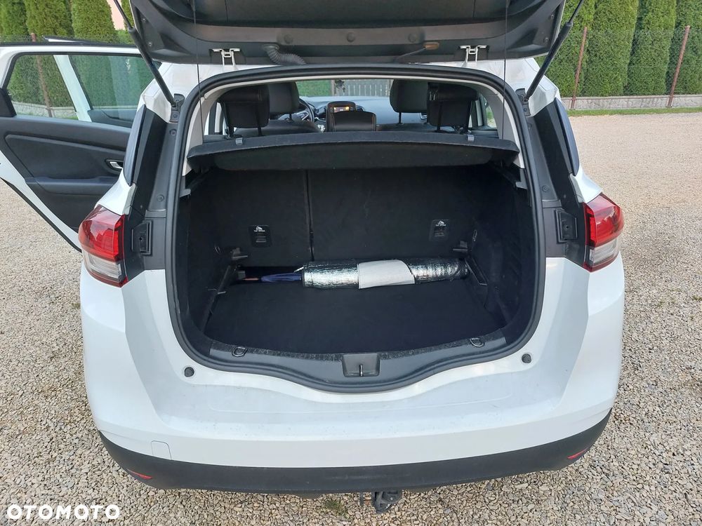 Renault Scenic 1.5 dCi Life - 10