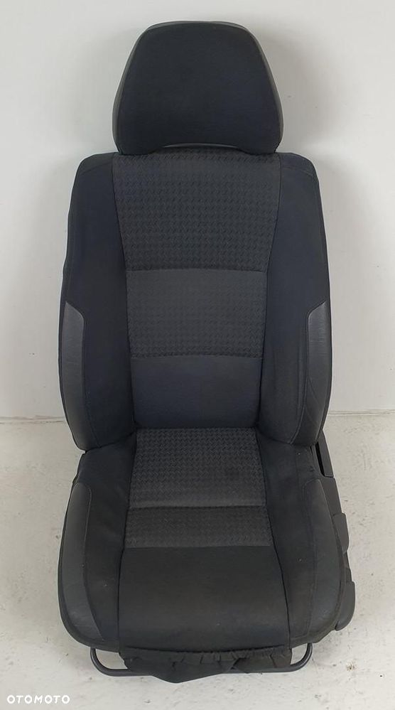 FOTEL LEWY PRZEDNI PRZÓD VOLVO V40 S40 I - 1