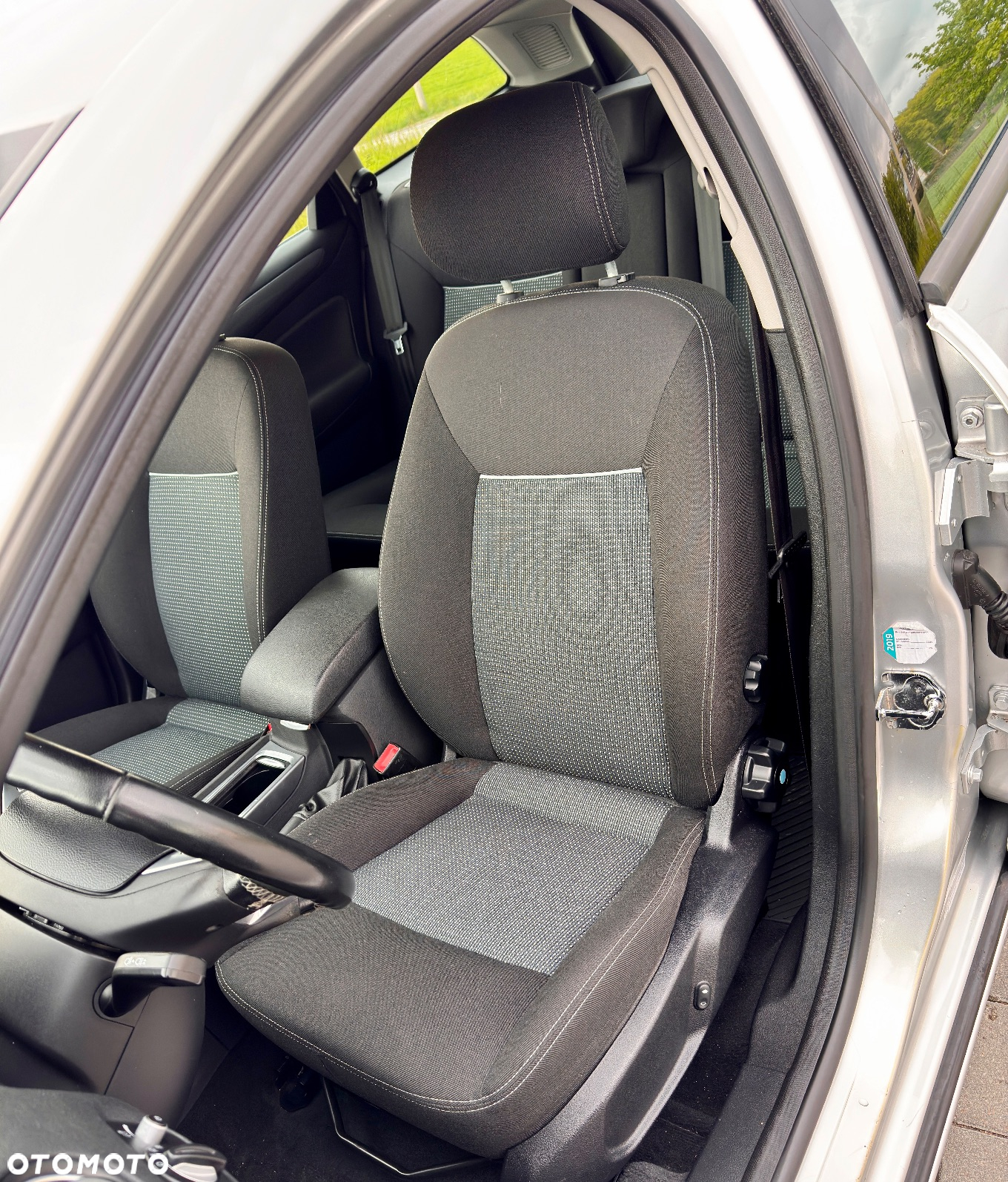 Ford Mondeo 2.0 TDCi Ambiente PowerShift - 6