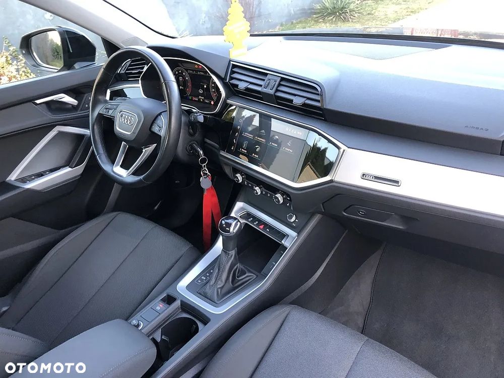 Audi Q3 - 32
