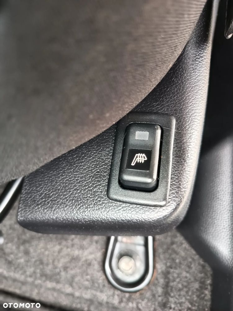 Mazda 2 1.3 MZR Active - 26