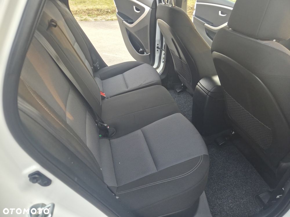 Hyundai i30 1.6 CRDI DCT Premium - 17