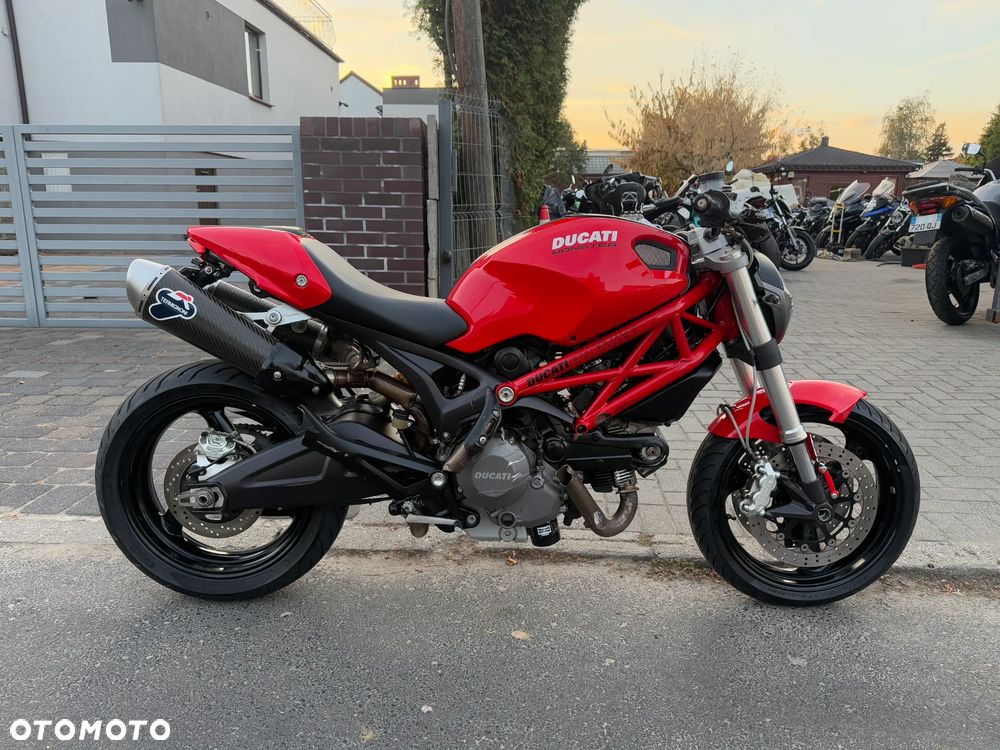 Ducati Monster - 29