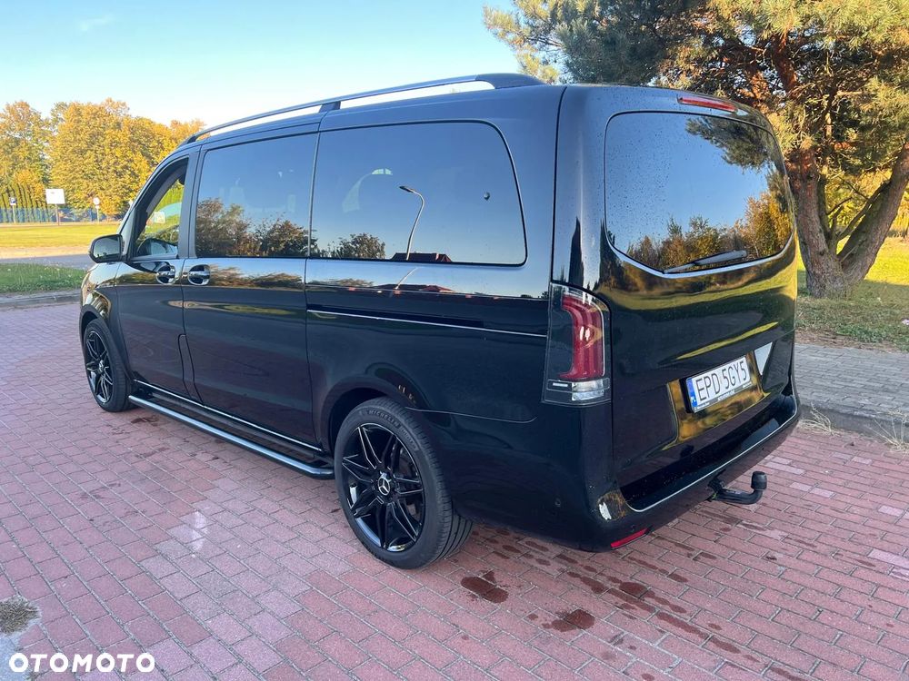 Mercedes-Benz V-Class 2015 photo 4