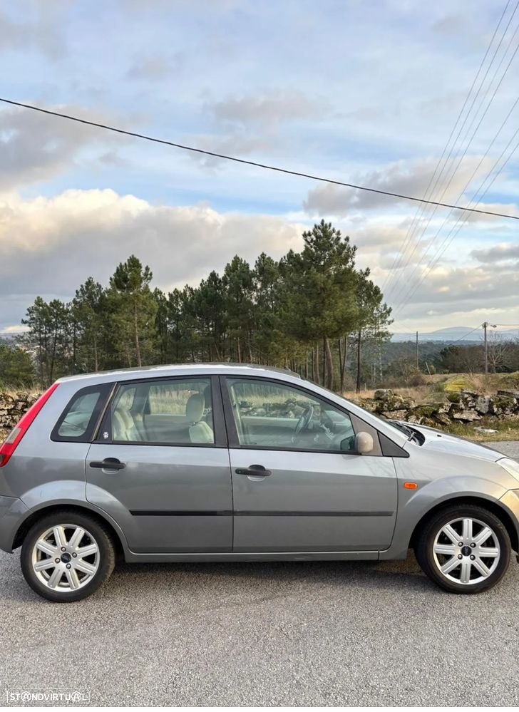 Ford Fiesta - 4