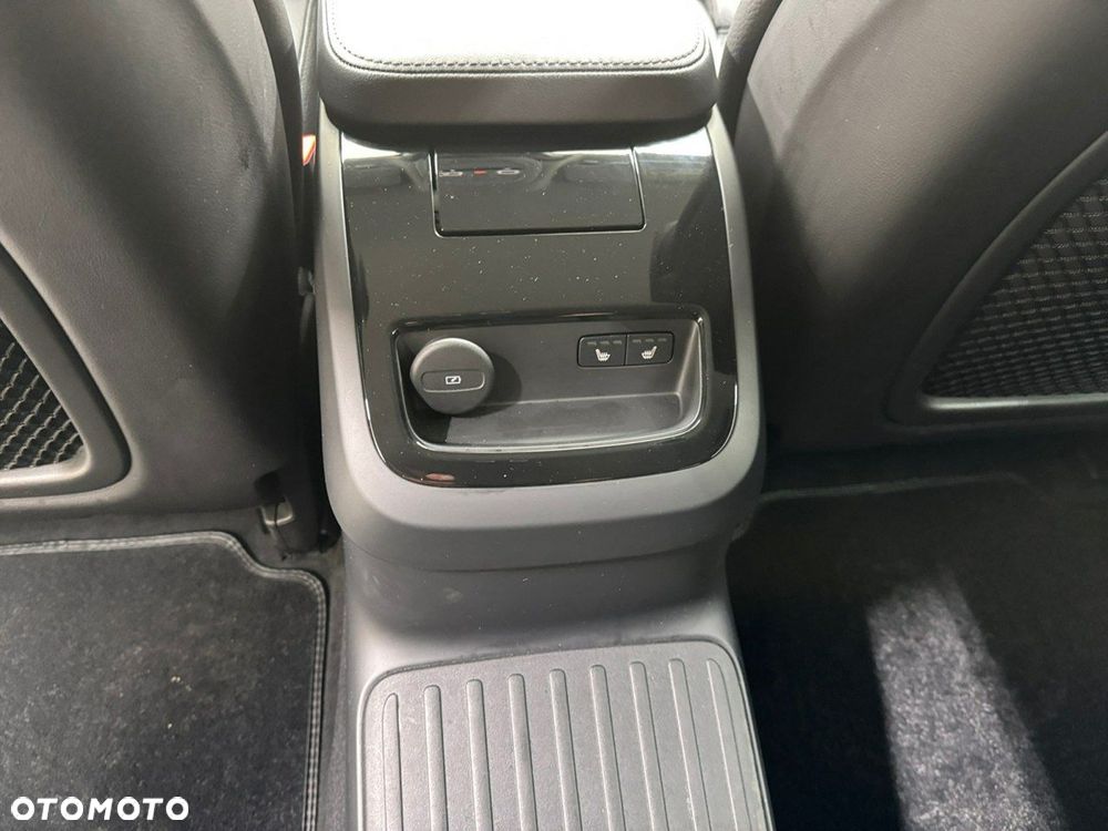 Volvo V90 - 16