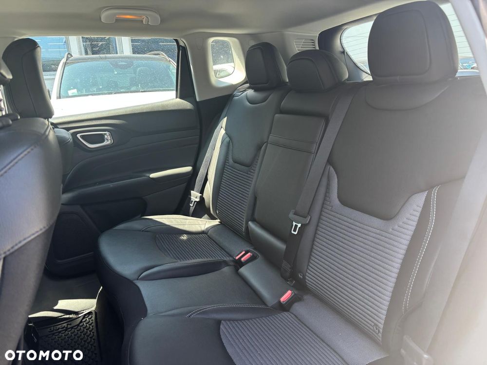 Jeep Compass 1.5 T4 mHEV Altitude FWD S&S DCT - 6
