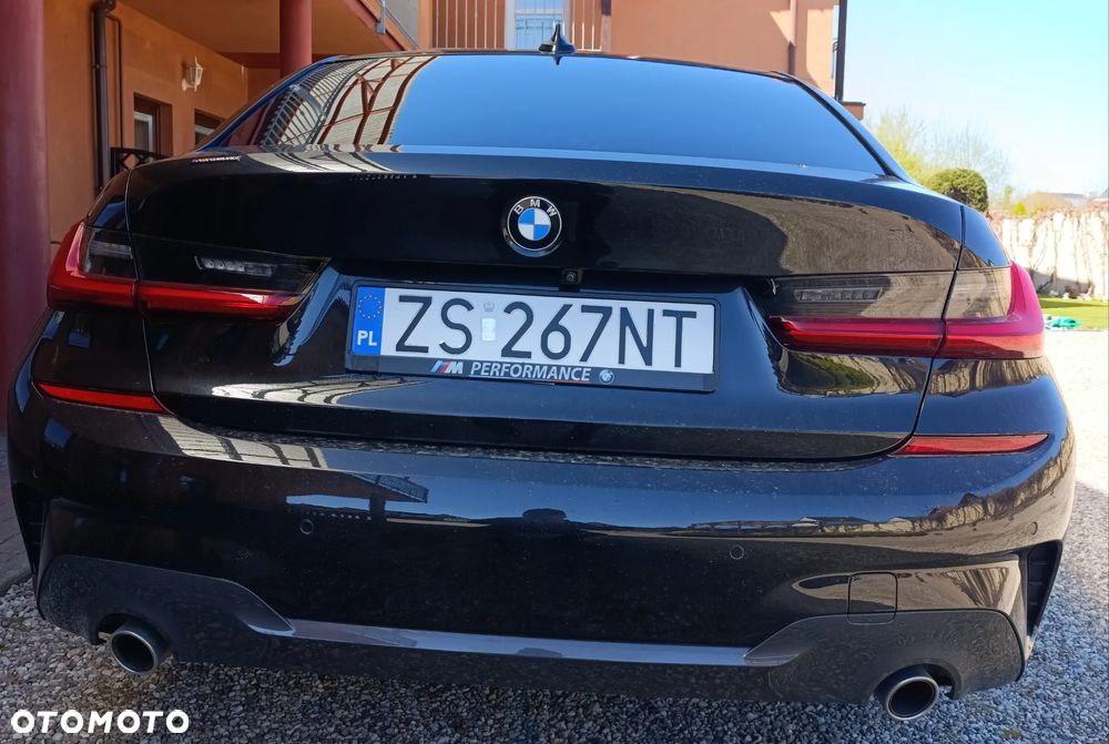 BMW Seria 3 318d M Sport - 5
