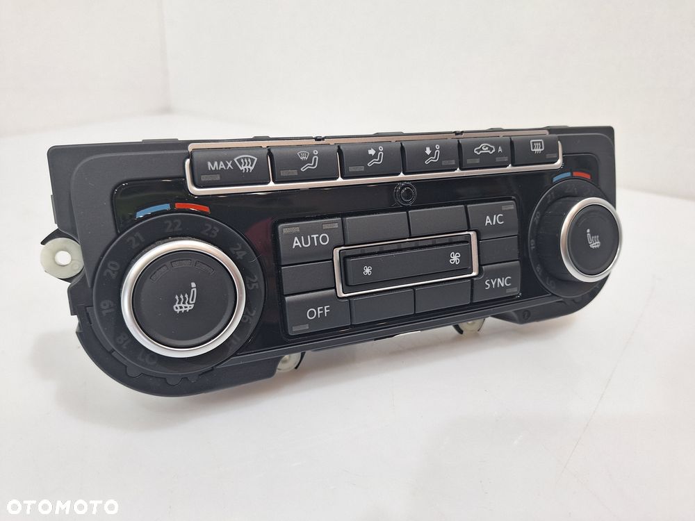VW Golf VI Panel Klimatyzacji 5K0907044GK - 2