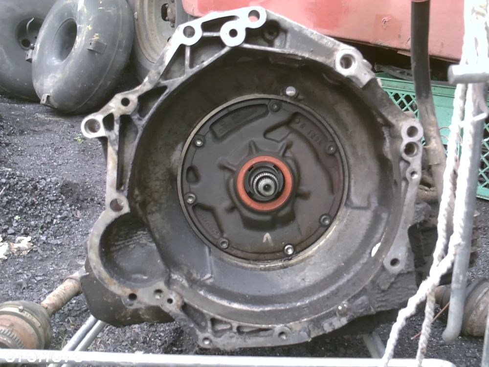 Audi 100 c3 c4 zderzak fotele drzwi klapa lampy kanapa wnetrze boczki kokpit i inne silnik 1,8 oraz 2,3benzyna - 24