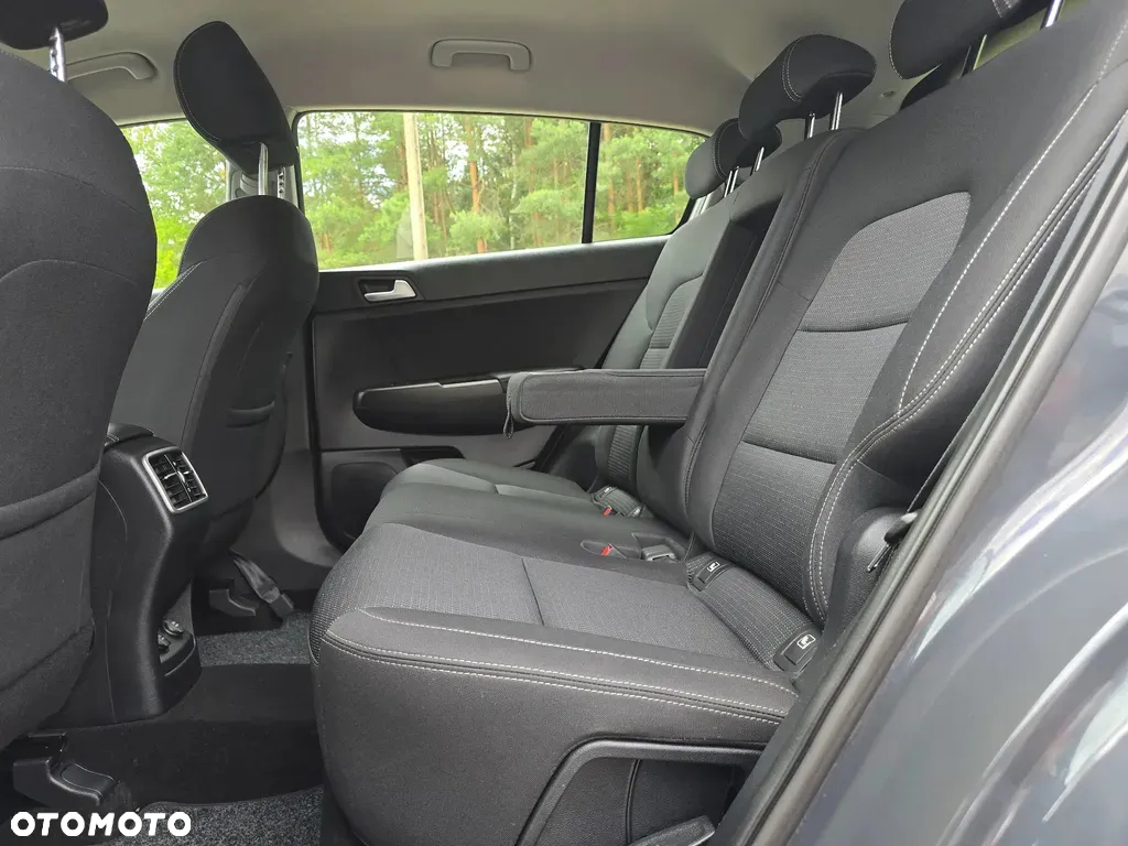 Kia Sportage 1.6 GDI L Business Line 2WD - 24