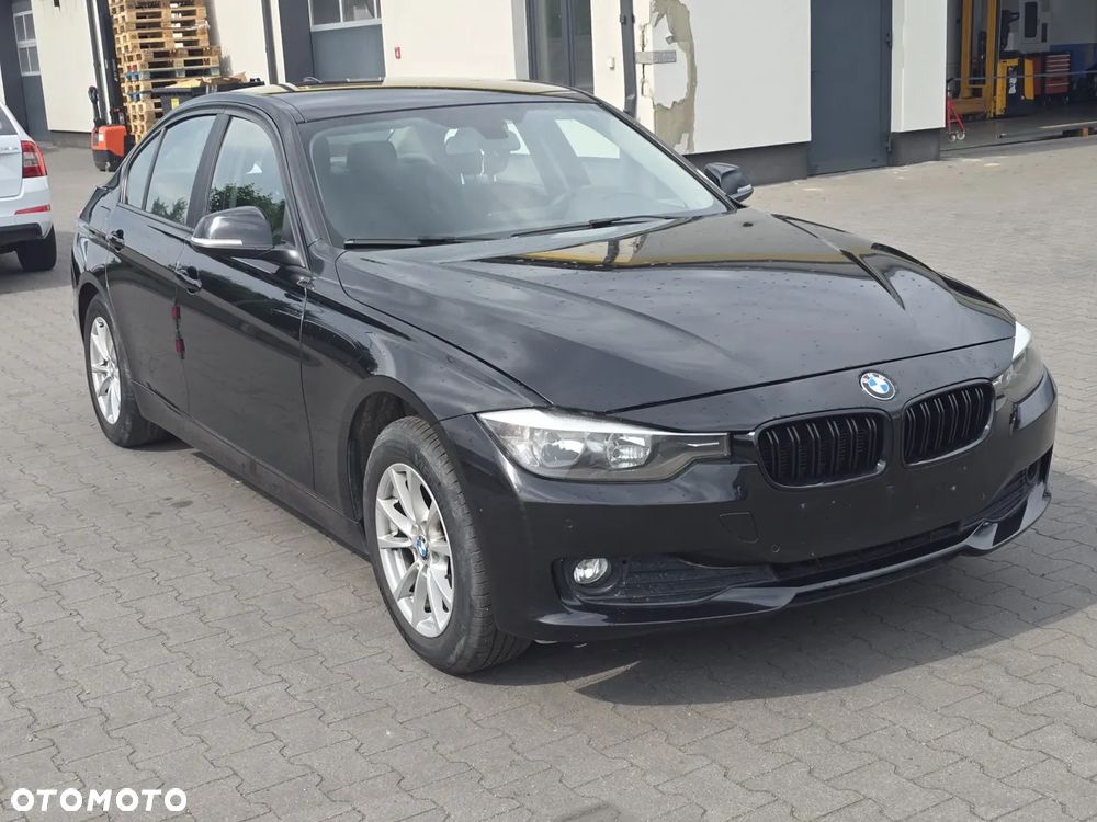 BMW Seria 3 318d - 2