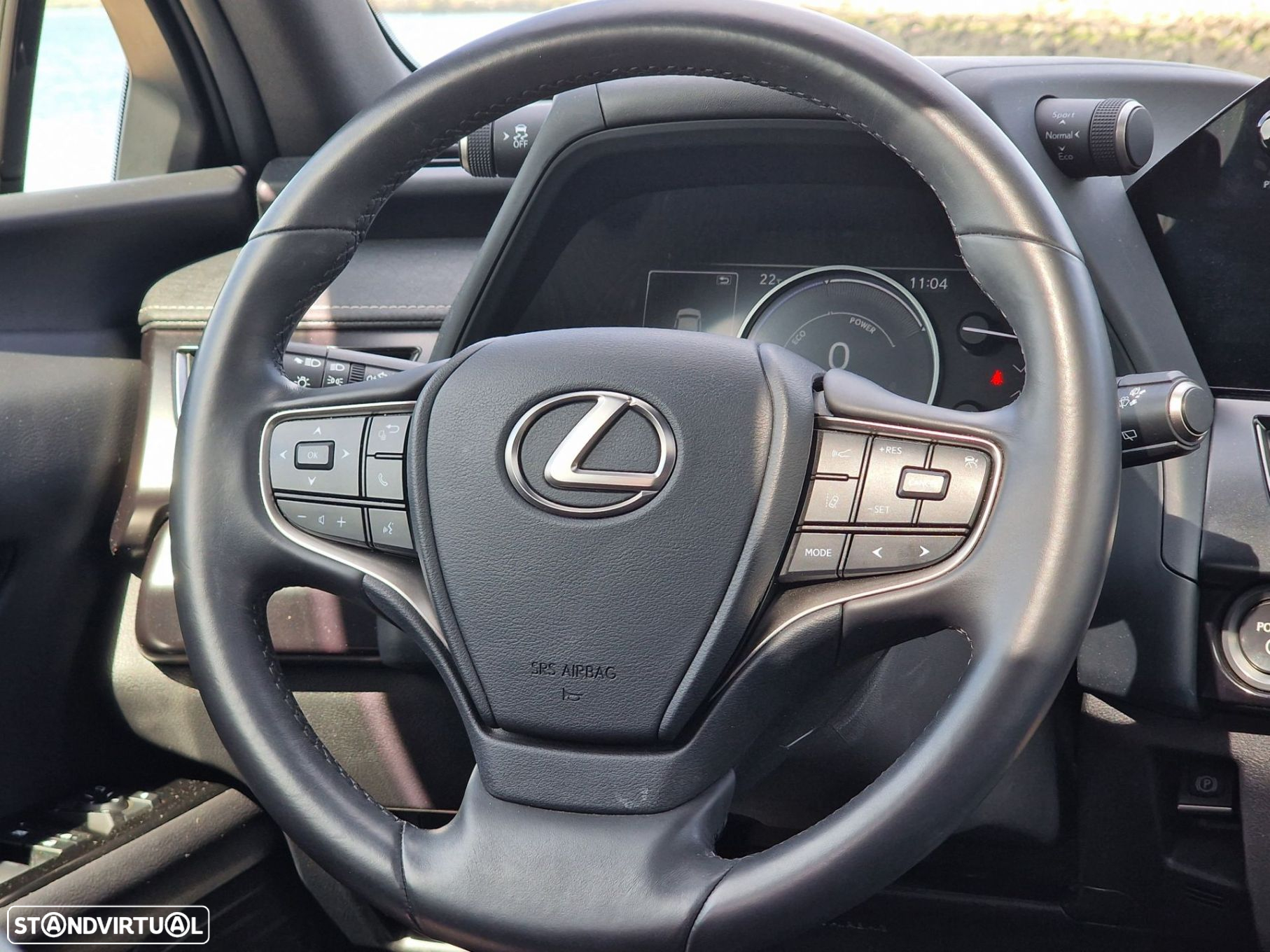Lexus ux-250h Sport (Ecrã 12.3) - 14
