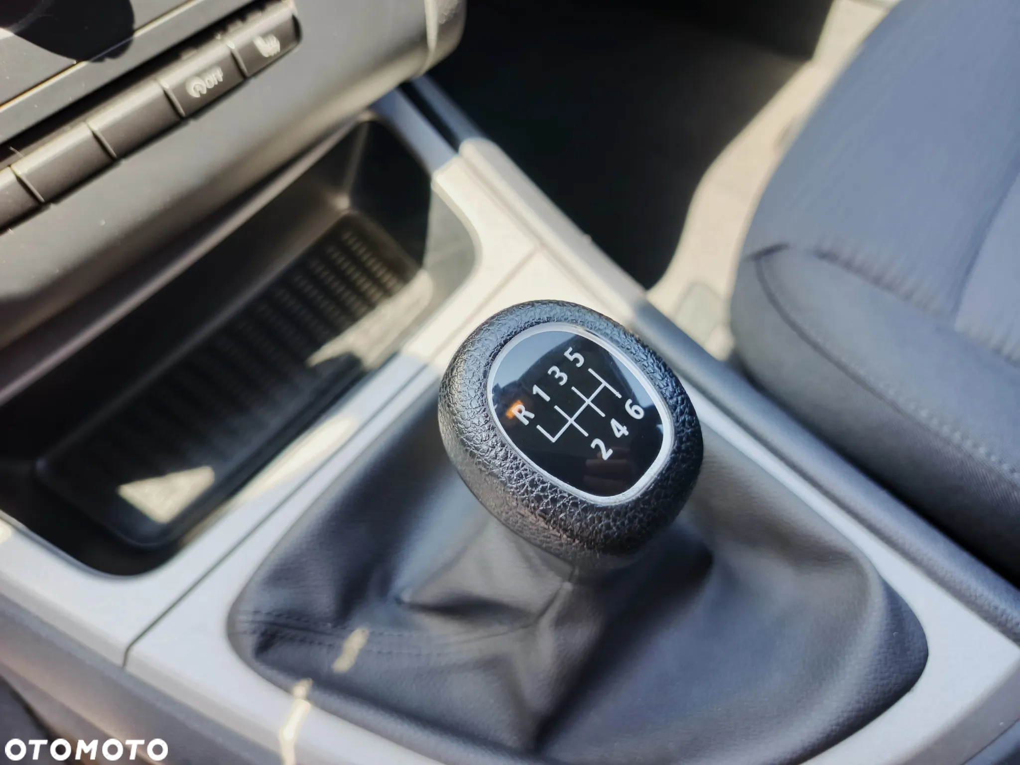 BMW Seria 1 116i - 16