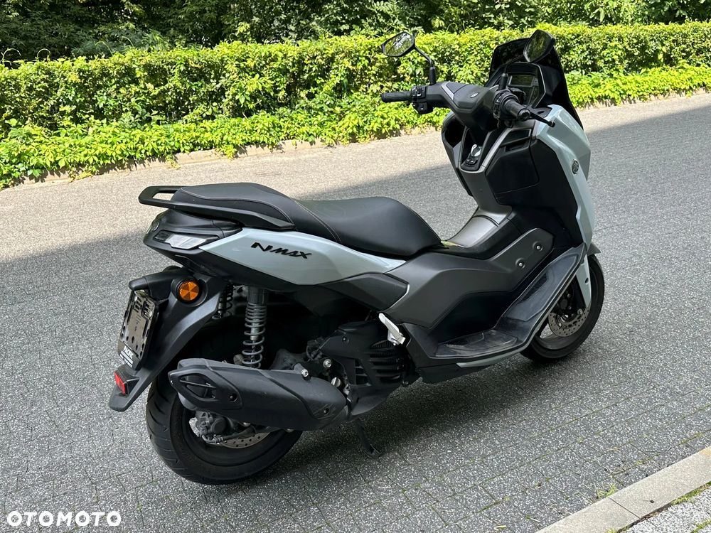 Yamaha NMAX - 6