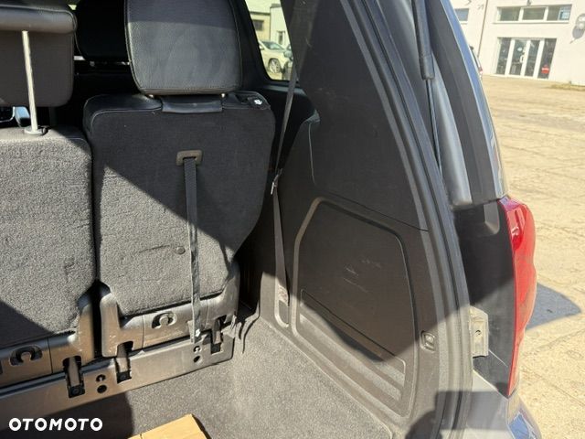 Dodge Grand Caravan - 21