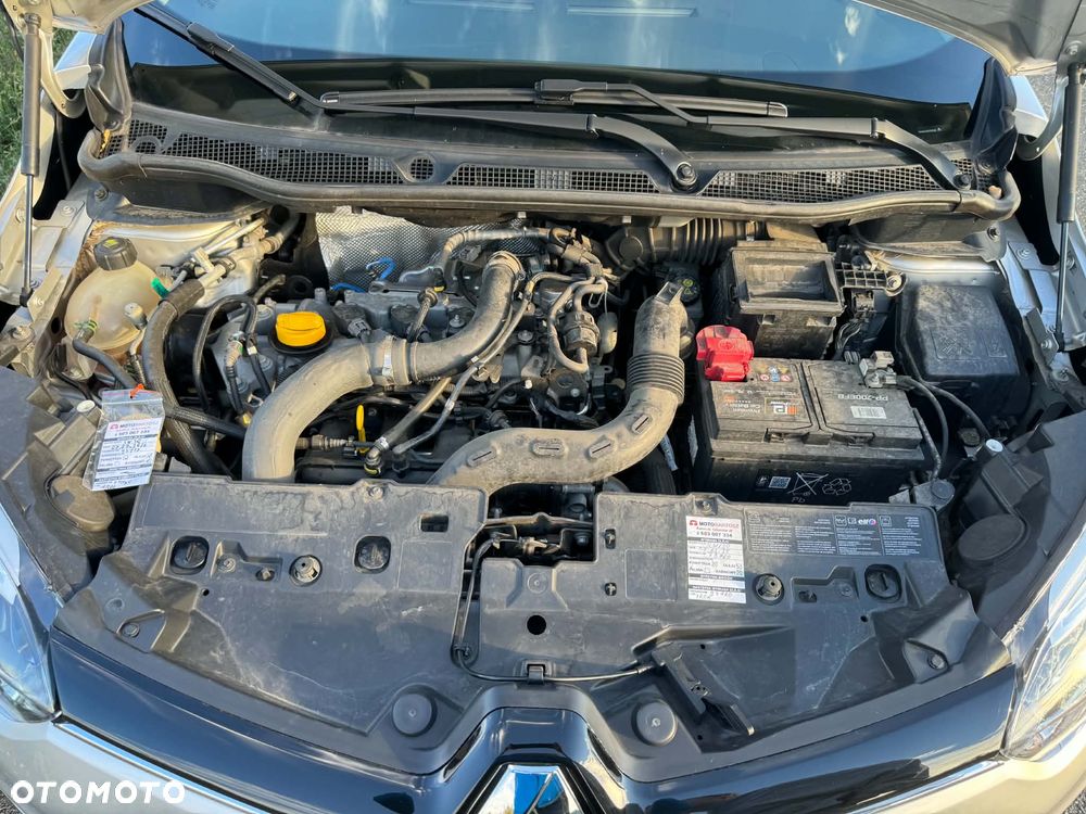 Renault Captur - 16