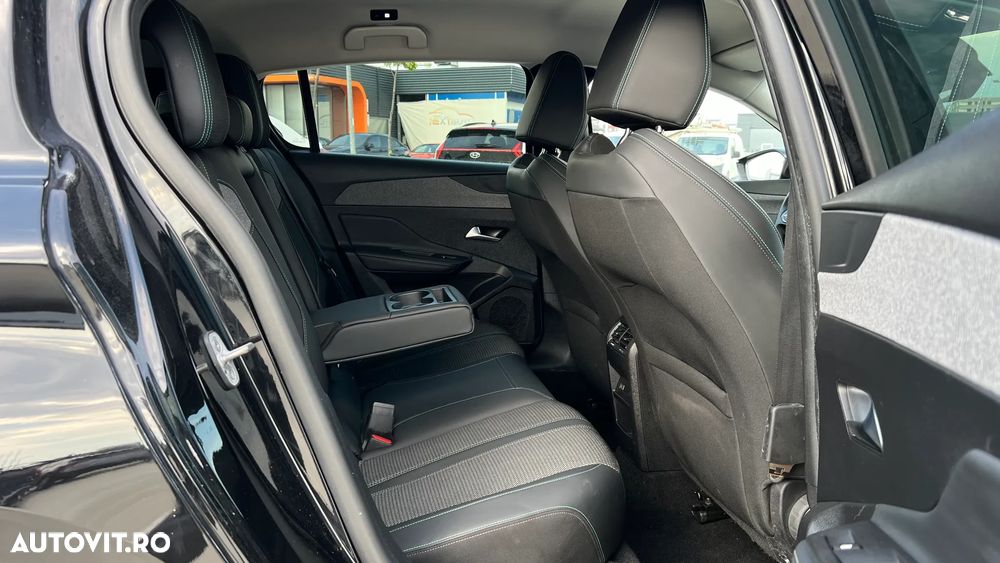 Peugeot 308 PureTech 130 EAT8 Allure - 11