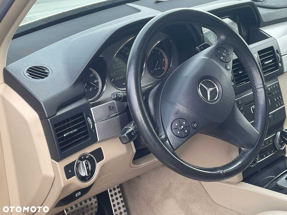 Mercedes-Benz CLK - 4