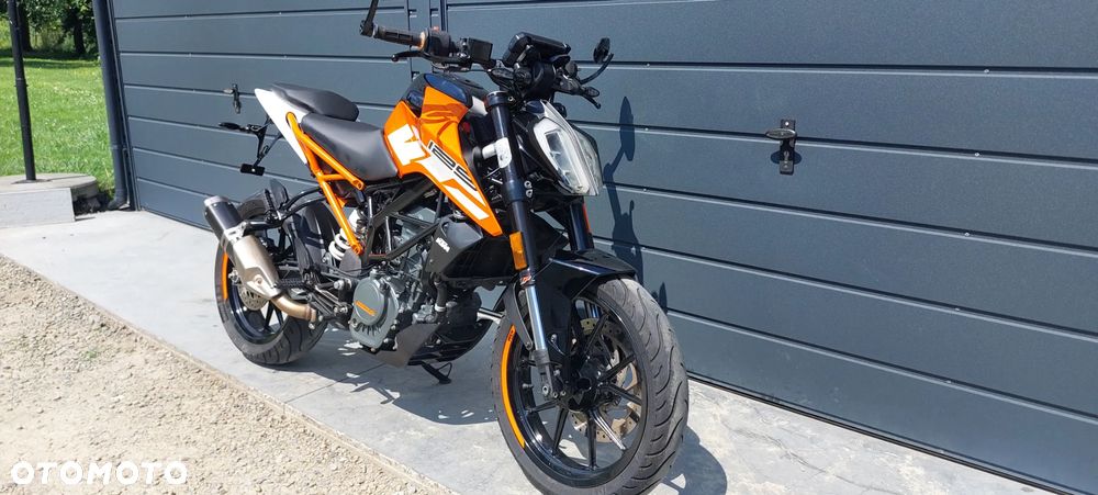 KTM Duke 125 - 23