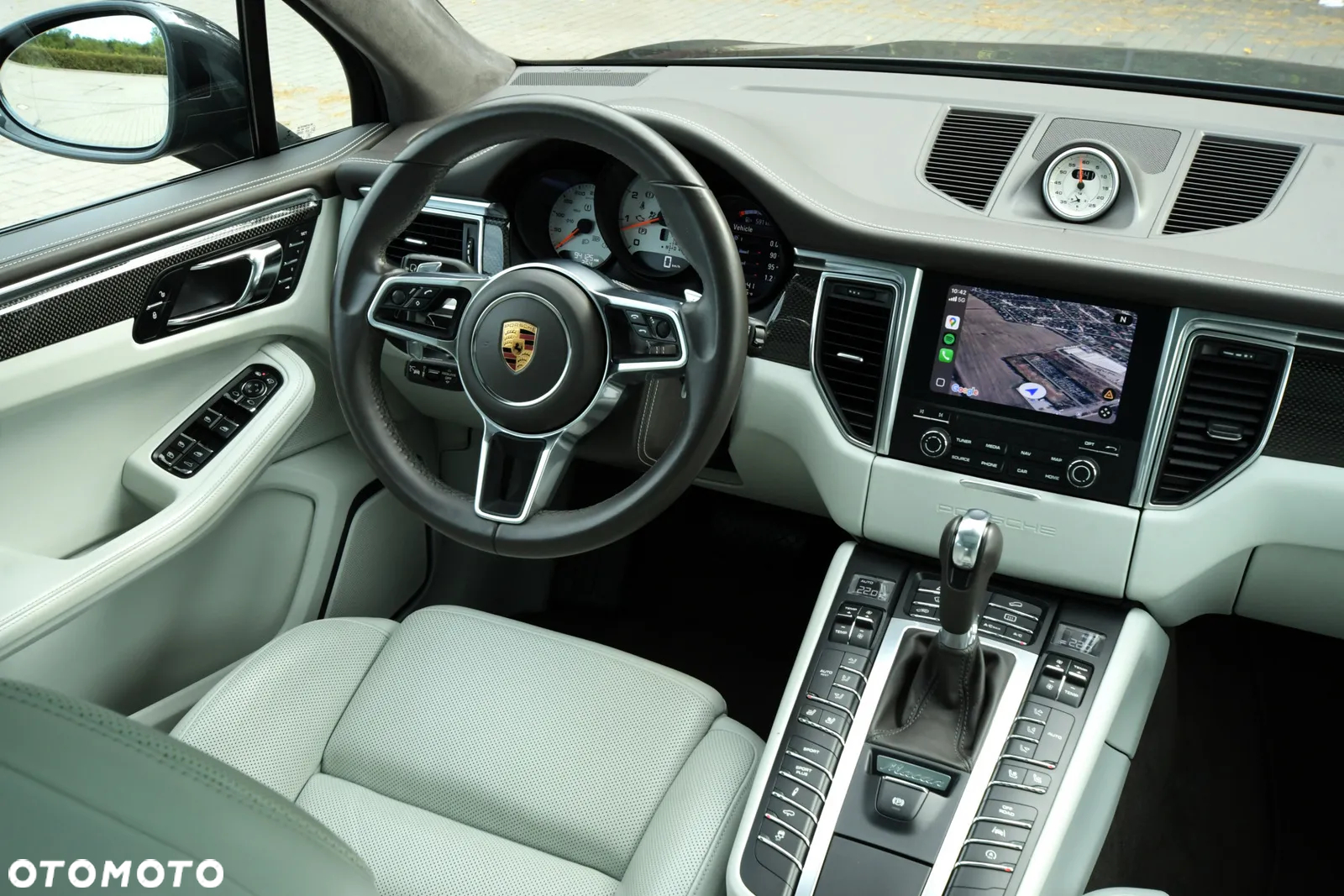 Porsche Macan Turbo - 22