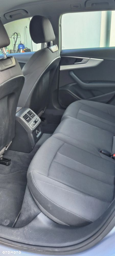 Audi A4 Avant 2.0 TDI quattro - 11