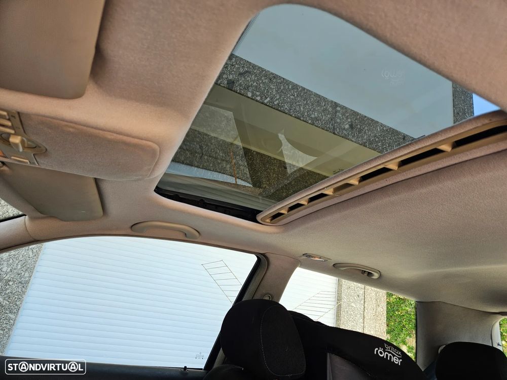 VW Golf 1.9 TDi Highline - 13