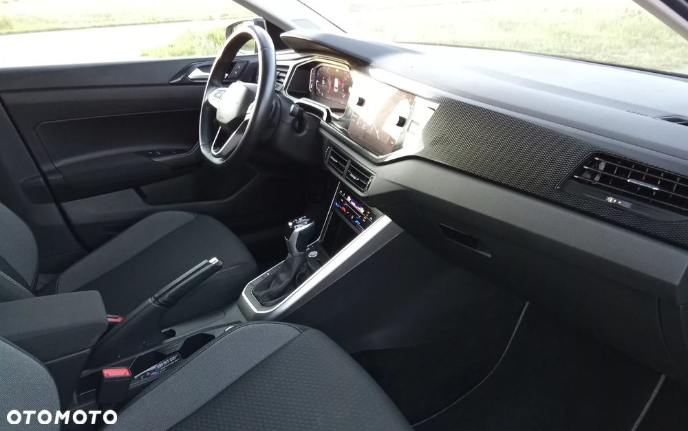 Volkswagen Polo 1.0 TSI Life DSG - 12
