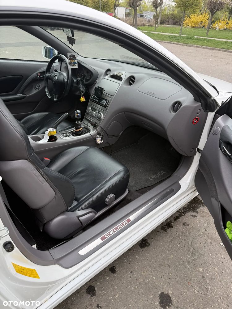 Toyota Celica 1.8 TS VVT-i - 16