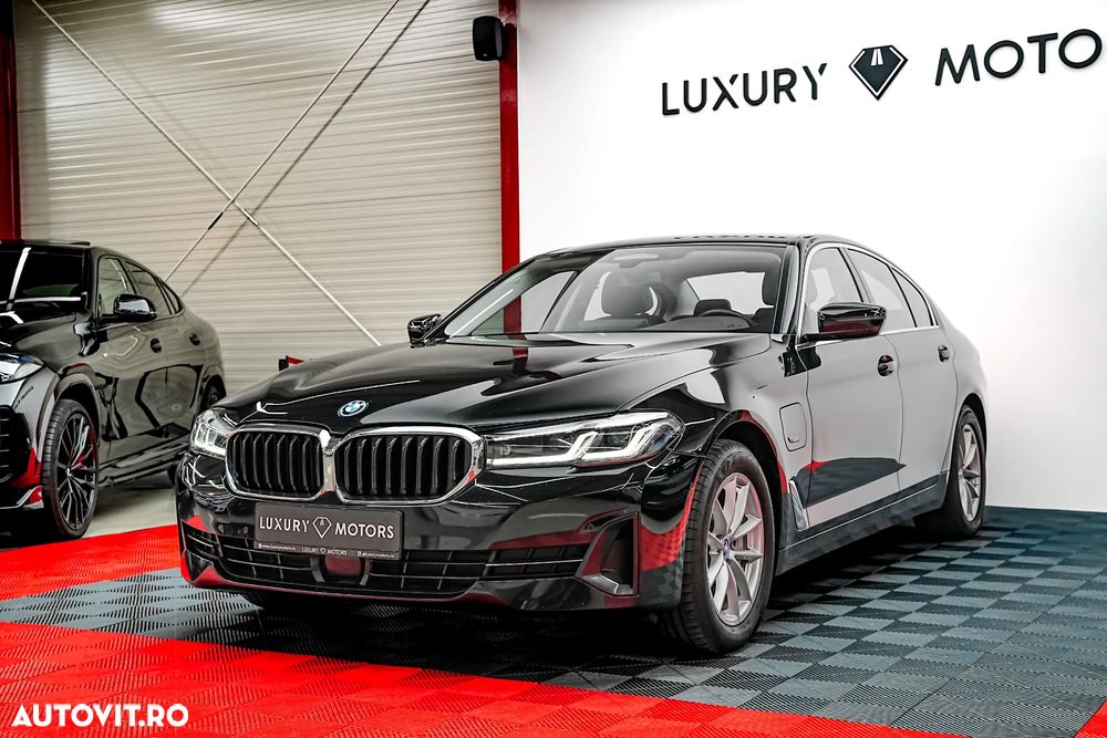 BMW Seria 5 530e Aut. - 9