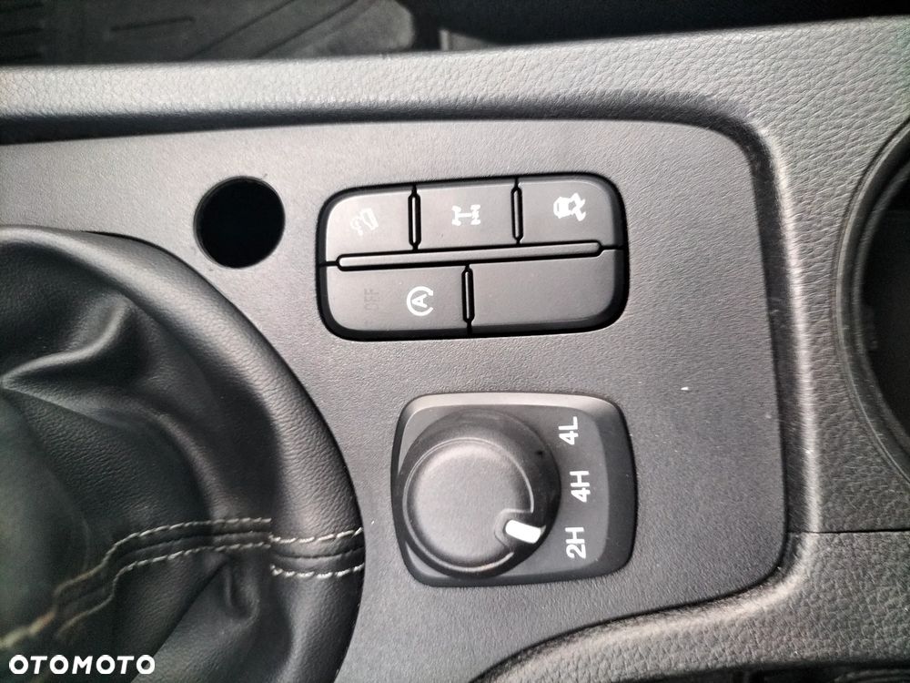 Ford Ranger 4x4 2.0 TDCI Straż strażacki pożarniczy ratowniczy pickup (Amarok, Navara, L200, Hilux) - 11