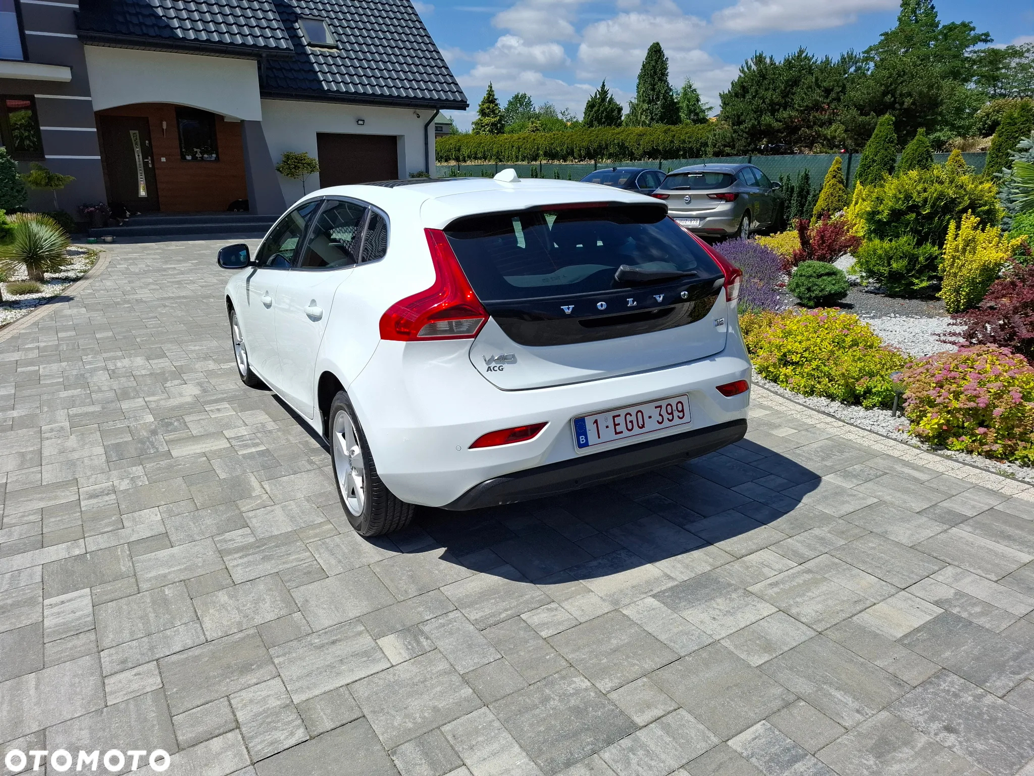 Volvo V40 D2 Momentum - 9