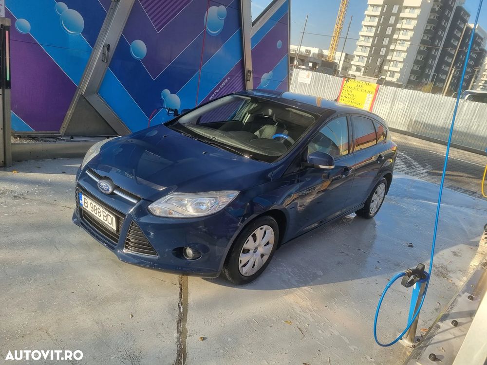 Ford Focus 1.6 TDCI DPF Ambiente - 1