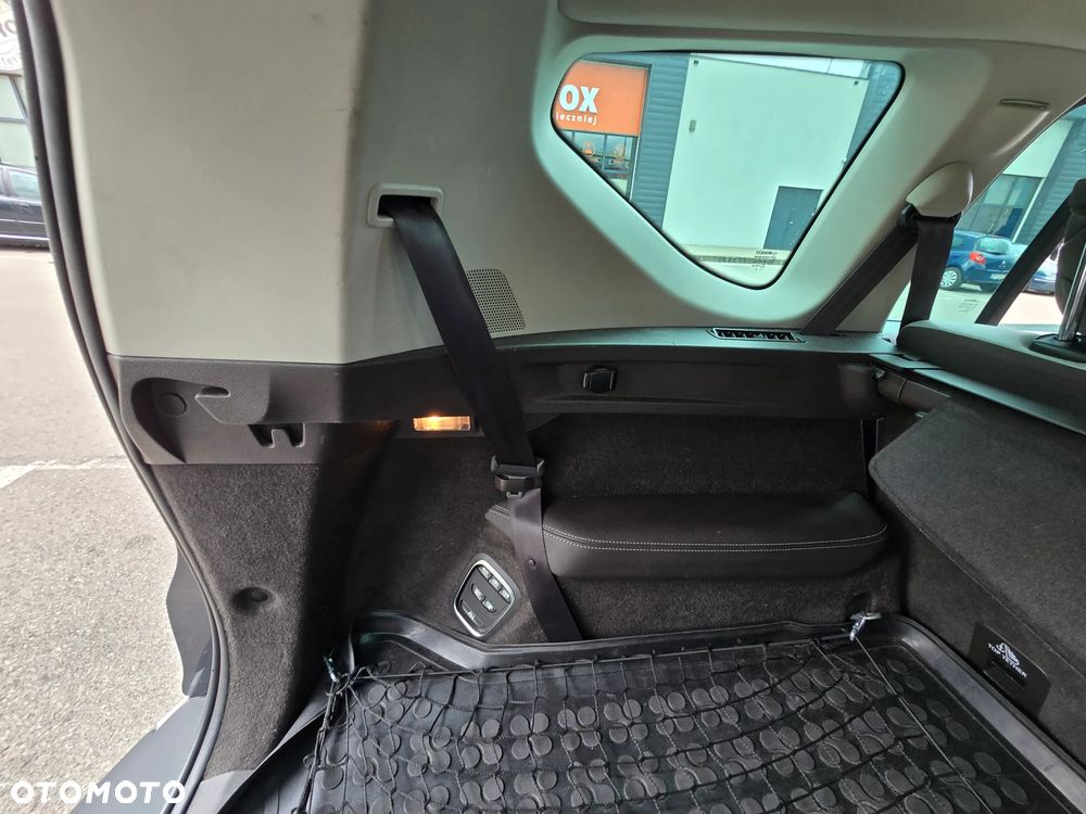 Renault Espace 1.6 dCi Energy Initiale Paris EDC 7os - 37