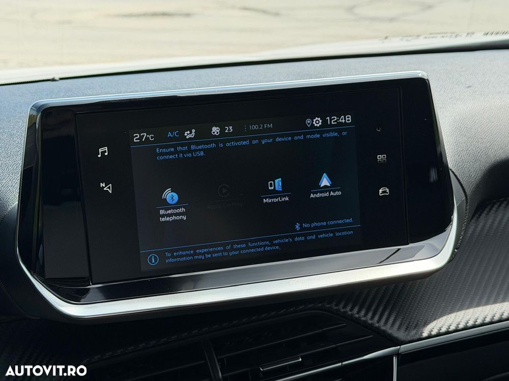 Peugeot 2008 1.2 L PureTech STT Allure - 23