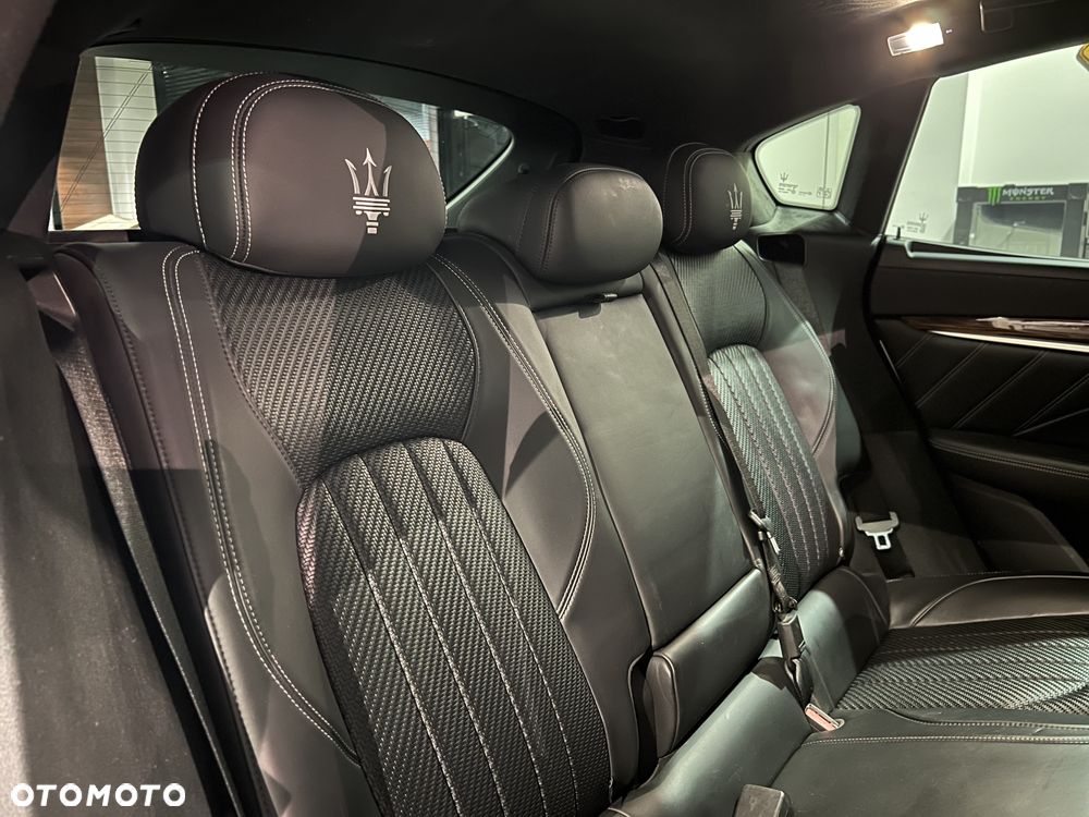 Maserati Levante S Granlusso - 19