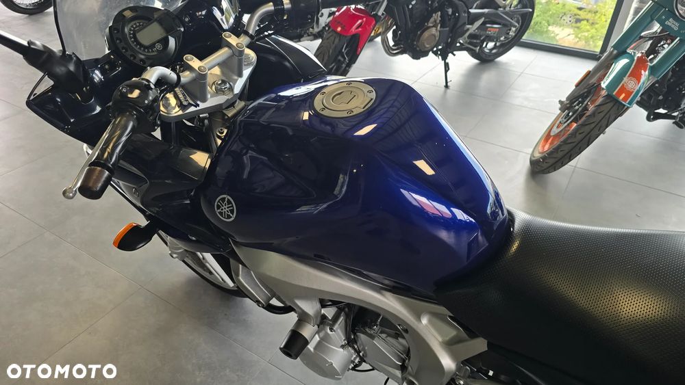 Yamaha FZ6 - 11