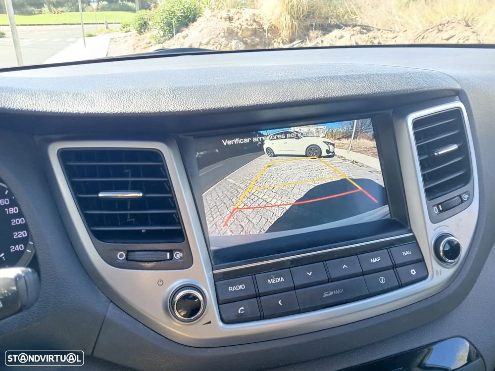 Hyundai Tucson 1.7 CRDi Executive DCT - 8