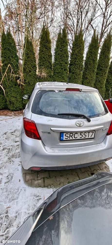 Toyota Yaris 1.0 Active EU6 - 8