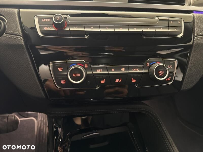 BMW X1 sDrive18i xLine - 17