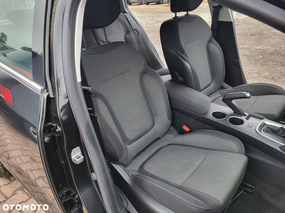 Renault Megane - 33