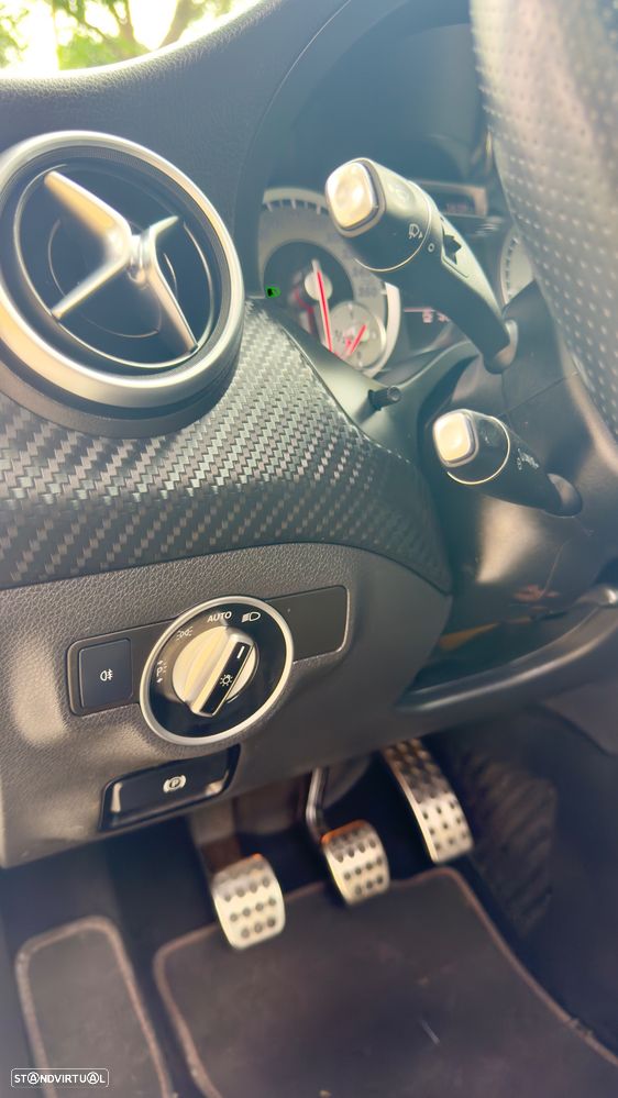 Mercedes-Benz A 180 CDI (BlueEFFICIENCY) AMG Sport - 11