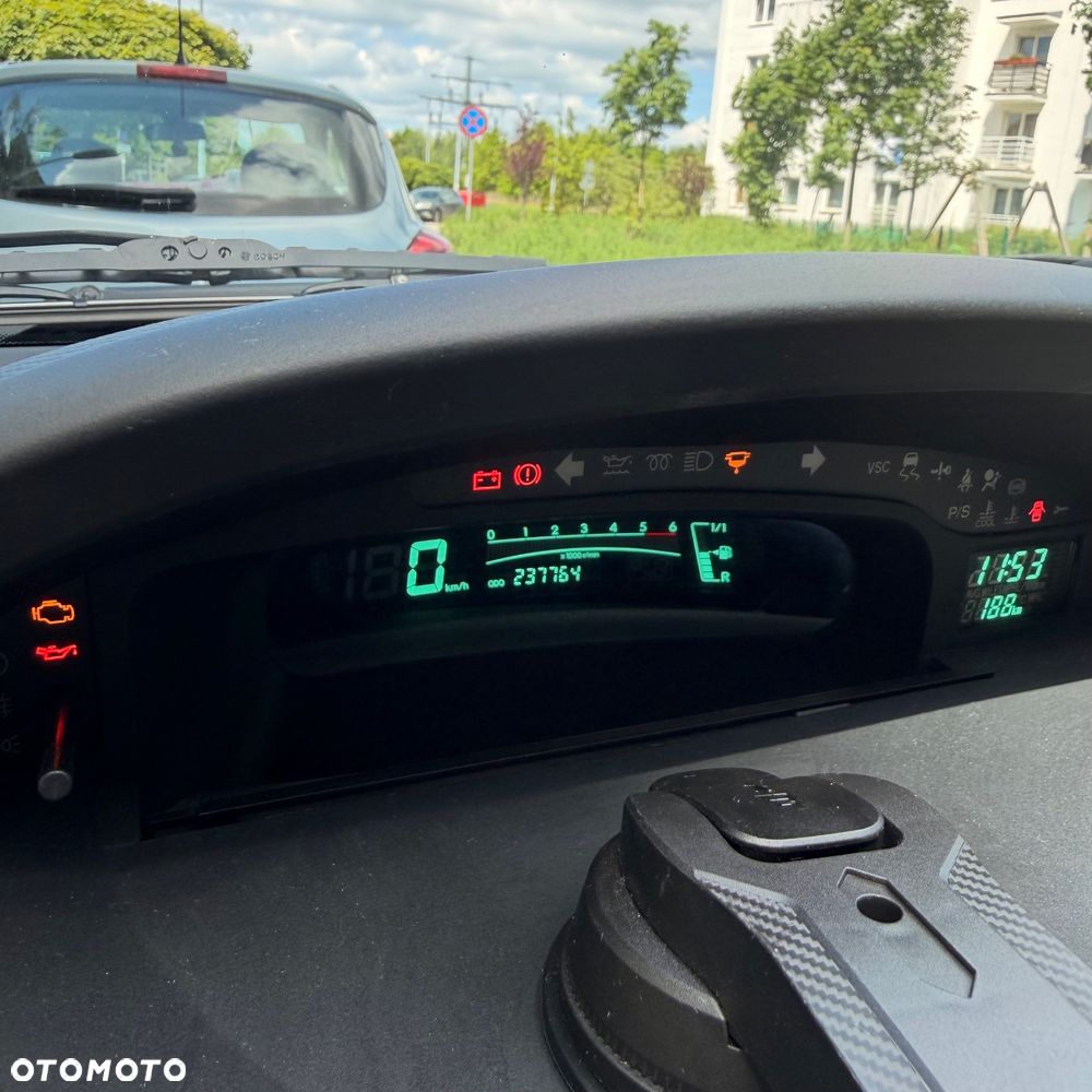 Toyota Yaris 1.4 D-4D Sol - 38
