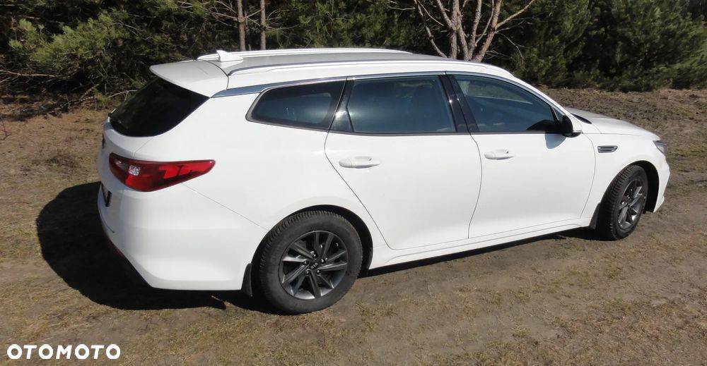 Kia Optima 2.0 M - 3
