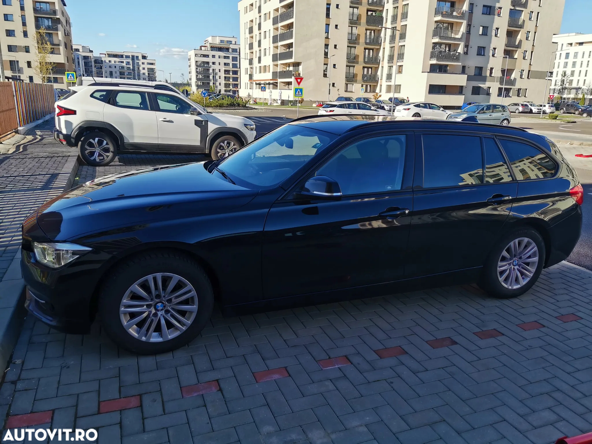 BMW Seria 3 320d Sport Line - 2