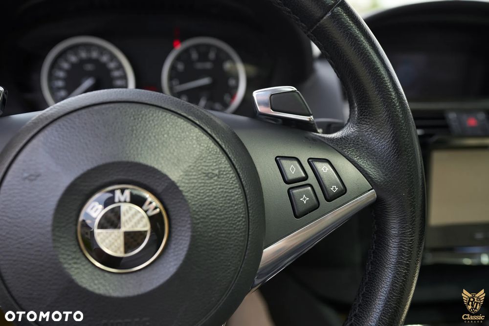 BMW Seria 6 650 i - 26
