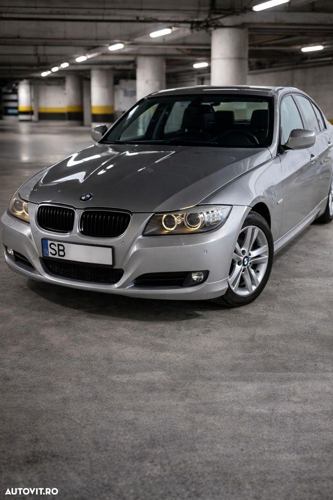 BMW Seria 3 318d - 3